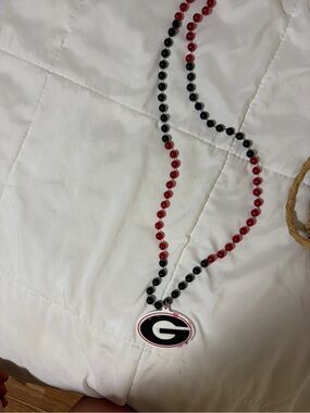 Georgia Bulldogs Red and Black Beaded Necklace